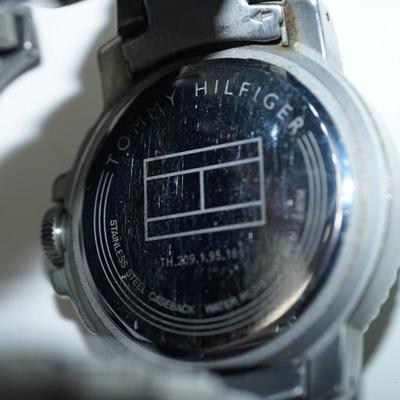 Sale Photo Thumbnail #140: This grouping of three watches is selling as is.
They are nice watches but are not working, They need intricate cleaning, For the person who likes to  repair, restore or for parts this is a very nice buy, 
The band on the Citizen needs a small pin to reat