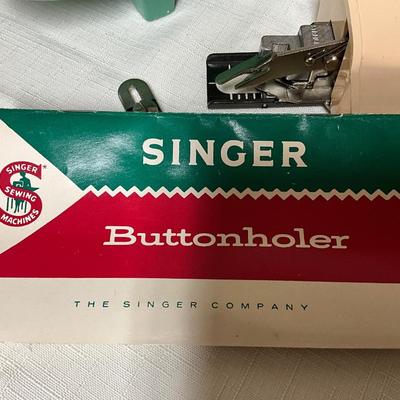 Singer Buttonholer