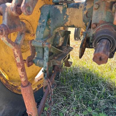 Vintage John Deere 40-V High-Crop Tractor – Model 40-V High-Crop