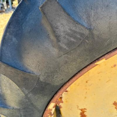 Vintage John Deere 40-V High-Crop Tractor – Model 40-V High-Crop