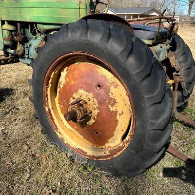 Vintage John Deere 40-V High-Crop Tractor – Model 40-V High-Crop