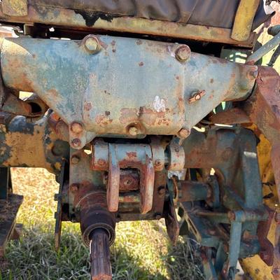 Vintage John Deere 40-V High-Crop Tractor – Model 40-V High-Crop