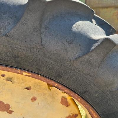 Vintage John Deere 40-V High-Crop Tractor – Model 40-V High-Crop