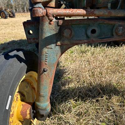 Vintage John Deere 40-V High-Crop Tractor – Model 40-V High-Crop