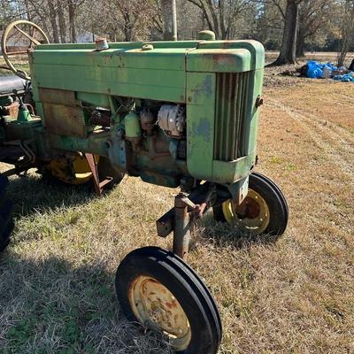 Vintage John Deere 40-V High-Crop Tractor – Model 40-V High-Crop