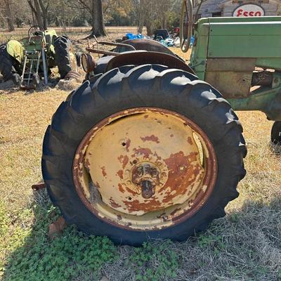 Vintage John Deere 40-V High-Crop Tractor – Model 40-V High-Crop