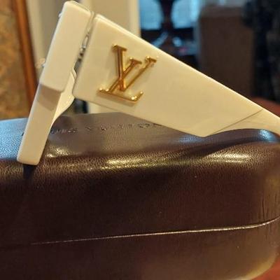 Louis Vuitton Cyclone sunglasses