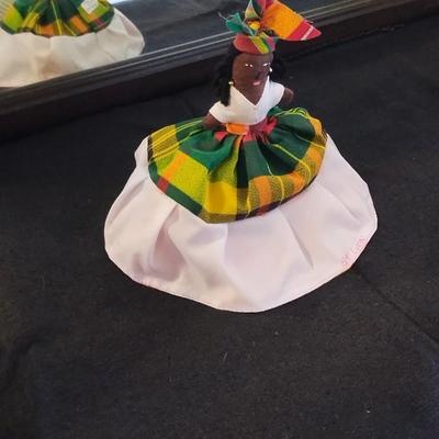 Sale Photo Thumbnail #11: Beautiful Hand made Topsy Turvy doll. White Dress/Red Dress