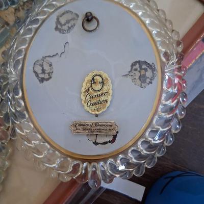 Sale Photo Thumbnail #55: Beautiful Antique Crystal Frames Cameo Collection Girls. Great Condition