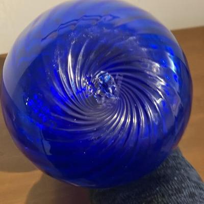 Pairpoint Hand-Blown Cobalt Blue Swirl Art Glass Vase - 8"