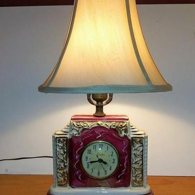 Sale Photo Thumbnail #275: Works great, both clock & Lamp. (Shade is not included unless pick up, to expensive to ship)