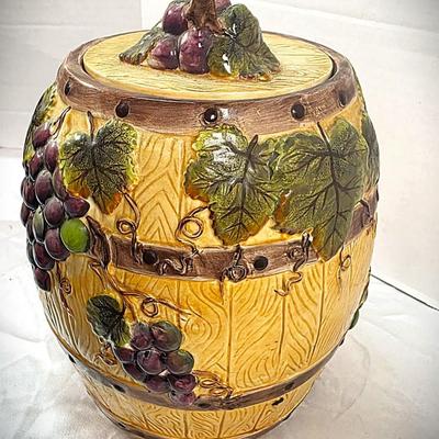 Pacific Rim Sonoma Grape Cookie Jar Wine Barrel Ceramic Hand-Painted Discontinued Pattern