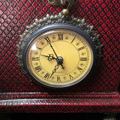 Home Interiors Vintage Red Clock Box – Faux Snakeskin Finish Decorative Storage Chest with Quartz Clock