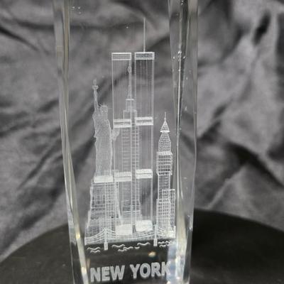 Twin Towers New York 3D Laser-Etched Crystal Skyline Paperweight