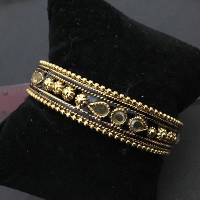 Sale Photo Thumbnail #91: See pictures