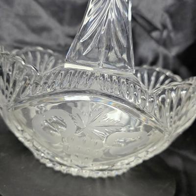 Vintage Clear Cut Glass Handled Basket with Etched Fruit & Leaf Motif – Scalloped Rim Brides Basket