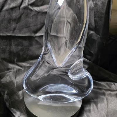 Abstract Clear Crystal Sculpture – Mid-Century Modern Flame Sail Art Glass 15”