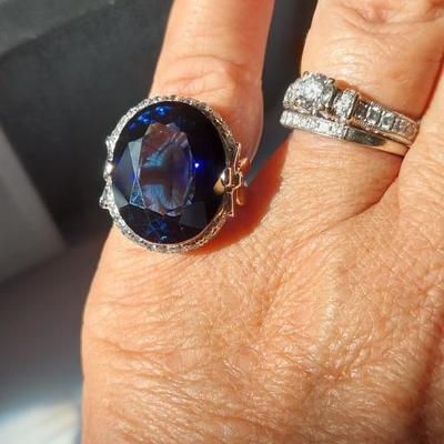 GIA CERTIFIED LAB GROWN SAPPHIRE RING