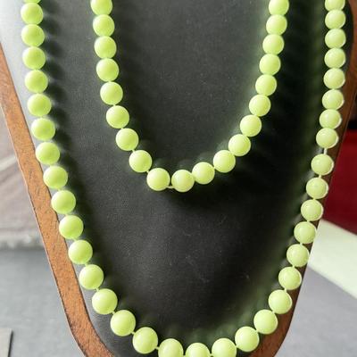 Lime green beaded fashion necklace