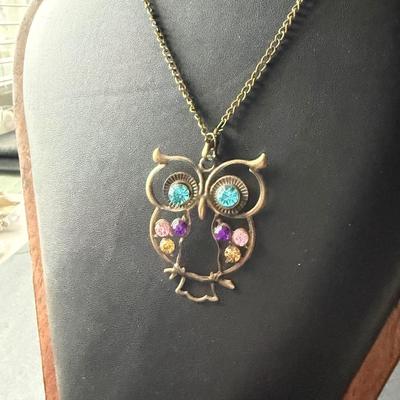 Beautiful owl fashion necklace