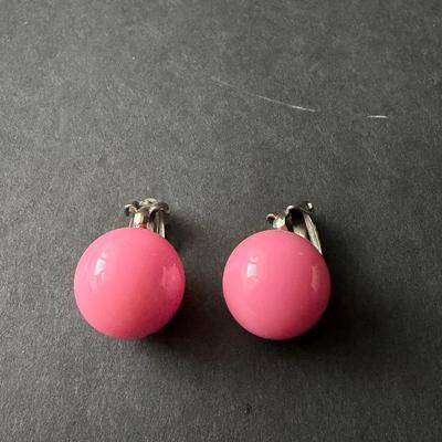 Beautiful pink statement clip on earrings vintage