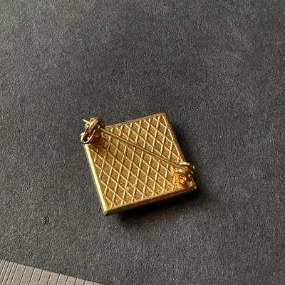 Damascene vintage pin