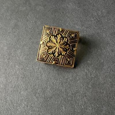 Damascene vintage pin