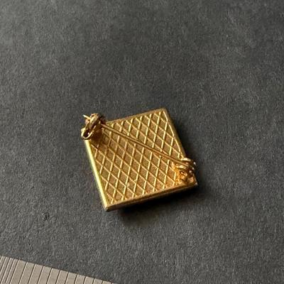 Damascene vintage pin