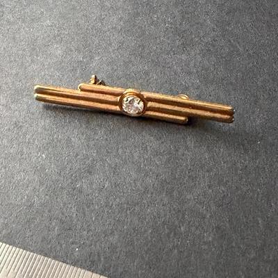 Vintage bar pin brooch