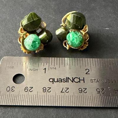 Green beautiful beaded vintage clip on earrings