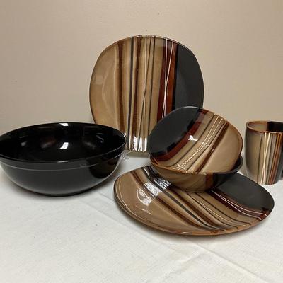 Sale Photo Thumbnail #34: .