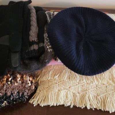 LOT 34M Scarfs, Hats, Gloves