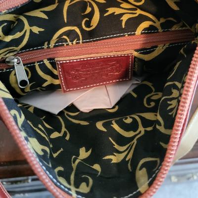 LOT 37M: Purses: Leaders in Leather & Triangle New York