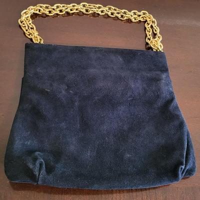 LOT 37M: Purses: Leaders in Leather & Triangle New York