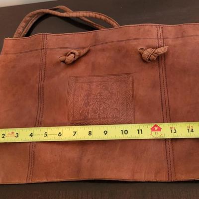 LOT 38M: Purses: Hobo International & More