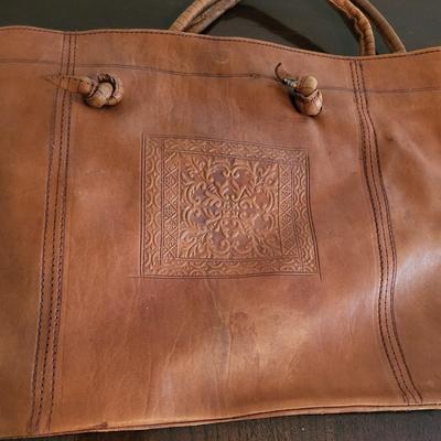 LOT 38M: Purses: Hobo International & More