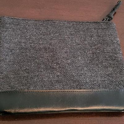 LOT 39M: Purses: Liz Claiborne & More