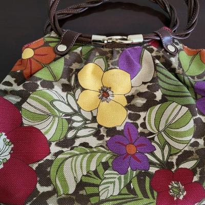 LOT 40M: Purses: Relic, Woven Tote & More