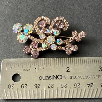 Beautiful rhinestone light pink Brooch