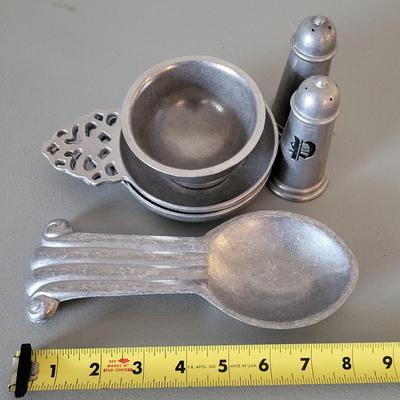 LOT 107M Pewter Lot