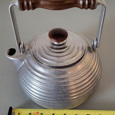 LOT 109M Pewter Teapot, Pewter Sugar & Creamer Set