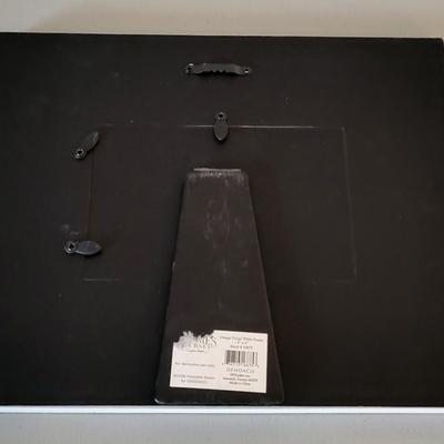 LOT 114L Picture Frames