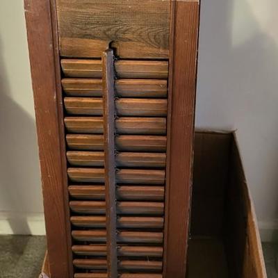 LOT 115L Wooden & Decorative Shutters