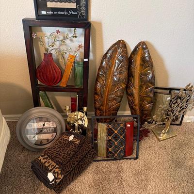 Sale Photo Thumbnail #130: Metal Home Decor and Towels with a clock.