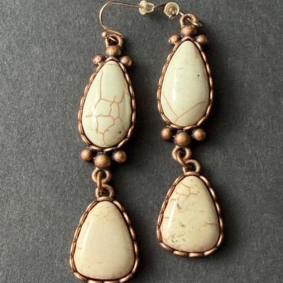 Copper tone dangle howlite earrings