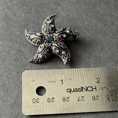 Fashion starfish brooch