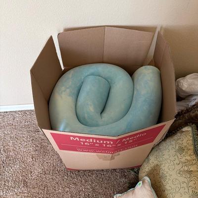 Sale Photo Thumbnail #139: Beach Towels, Blankets, Pillows and foam for a bed.