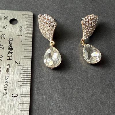 Beautiful silver tone rhinestone dangle earrings