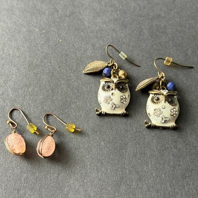 Owl and light pink dangle earrings set