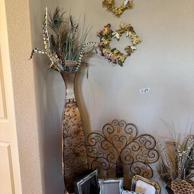 Sale Photo Thumbnail #151: Cabinet and Home Decor